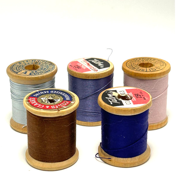 Vintage Thread On Wooden Spools Lot Of 30 - Picture 7 of 9